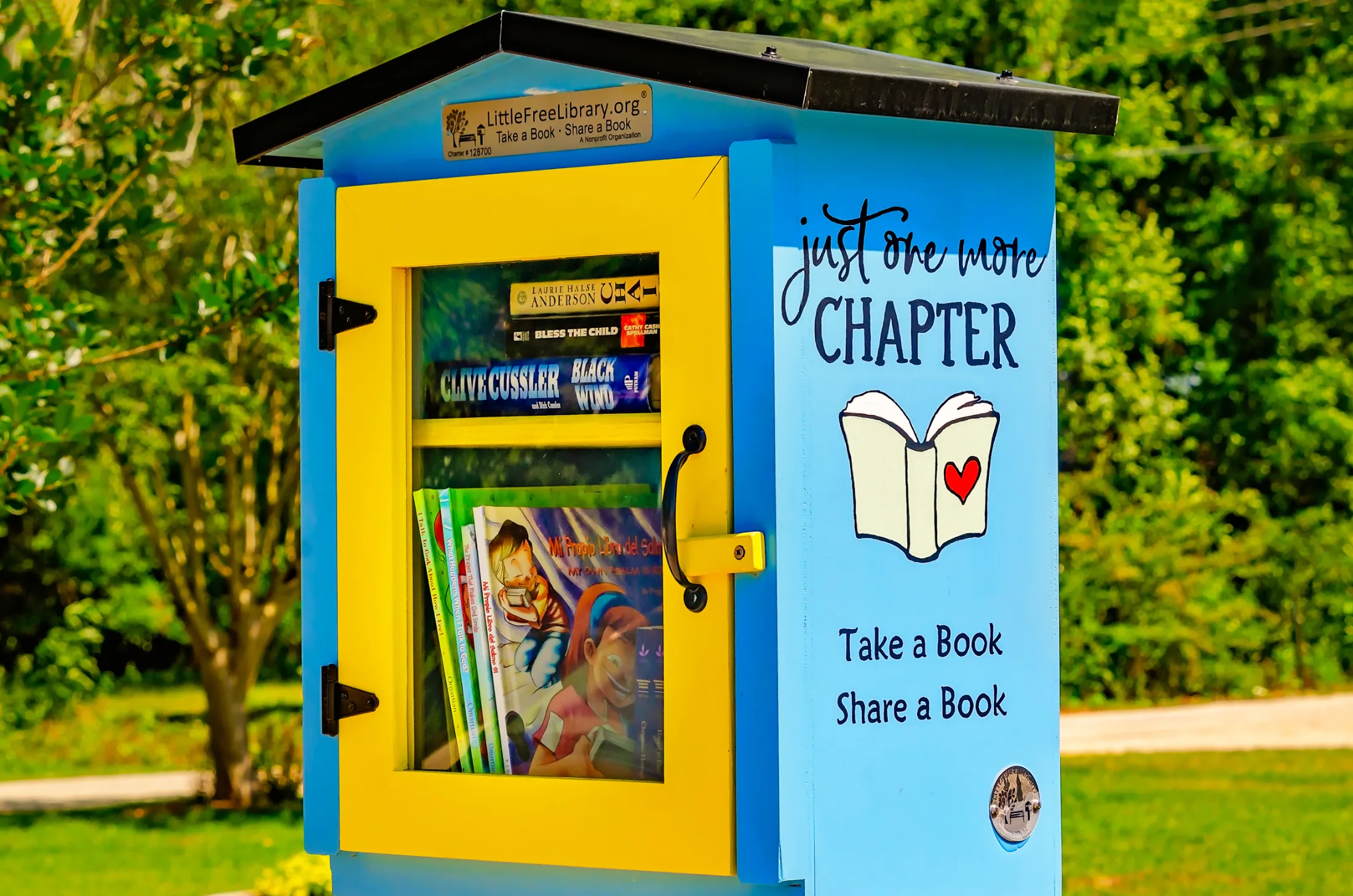 Loxley, Alabama (UNITED STATES) A Little Free Library stands on a neighborhood street corner. Little Free Libraries are part of a free, public book exchange program founded in 2009 | Credit: Carmen K. Sisson